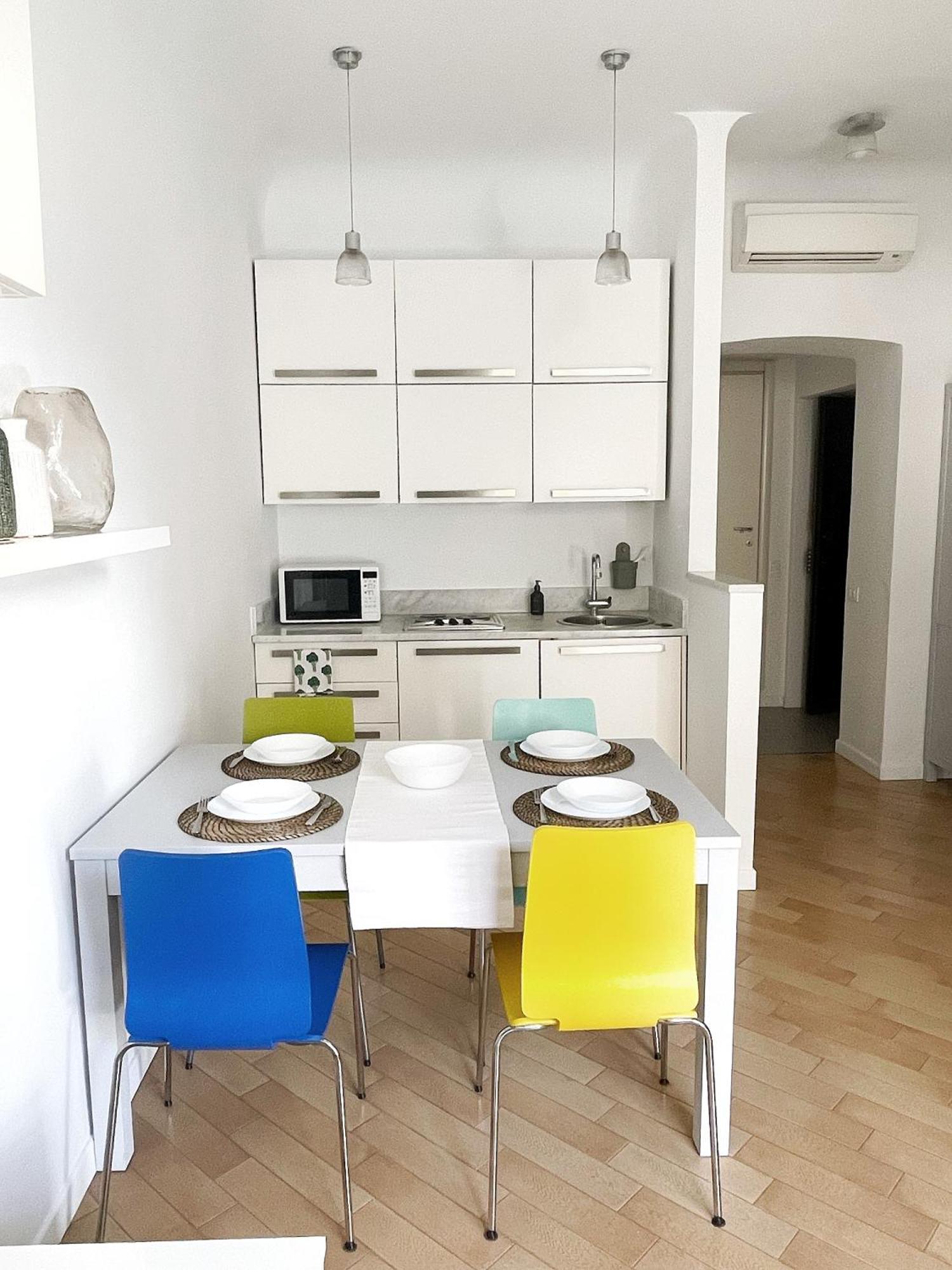 Ampio E Accogliente Bilocale - Fara 1, Porta Nuova Apartamento Milán